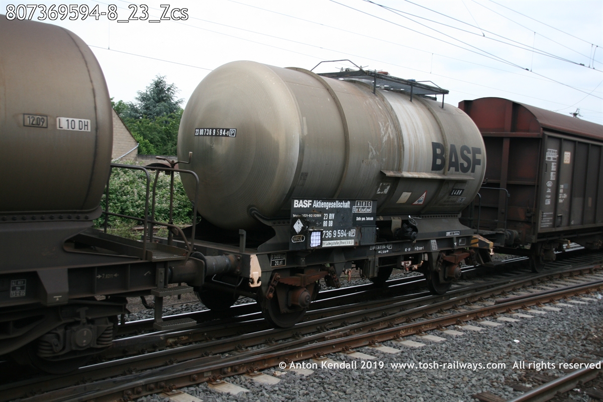 807369594-8_23_Zcs.jpg